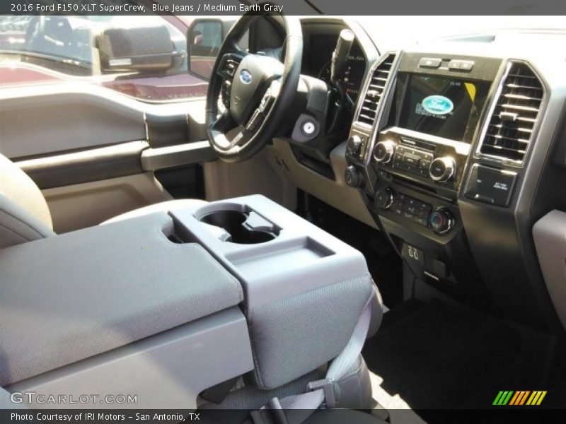 Blue Jeans / Medium Earth Gray 2016 Ford F150 XLT SuperCrew
