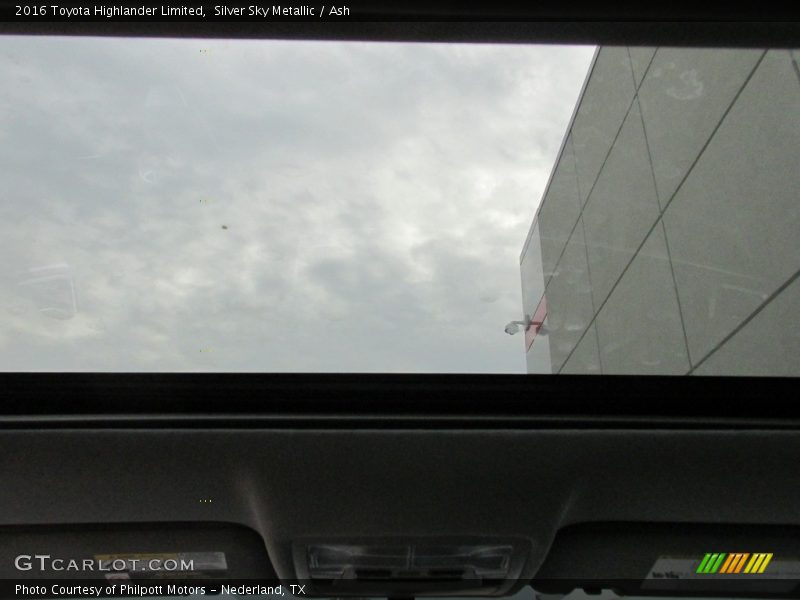 Silver Sky Metallic / Ash 2016 Toyota Highlander Limited