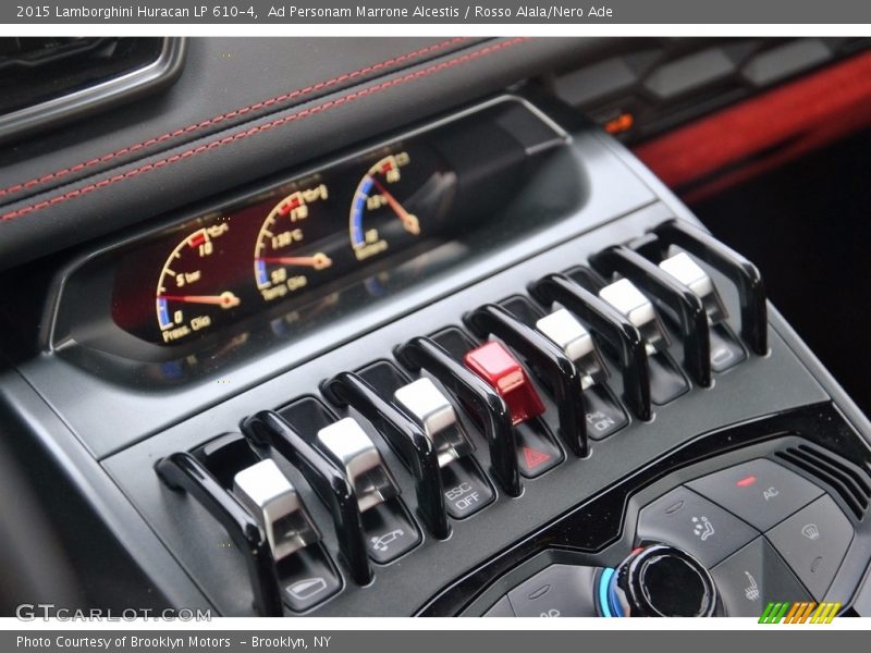 Controls of 2015 Huracan LP 610-4