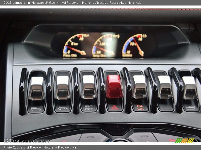 Controls of 2015 Huracan LP 610-4