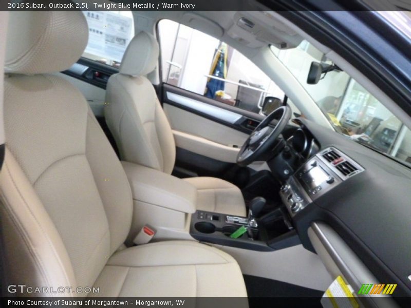 Twilight Blue Metallic / Warm Ivory 2016 Subaru Outback 2.5i