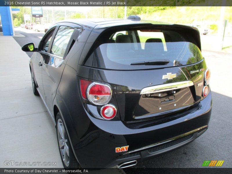 Mosaic Black Metallic / RS Jet Black 2016 Chevrolet Sonic RS Hatchback