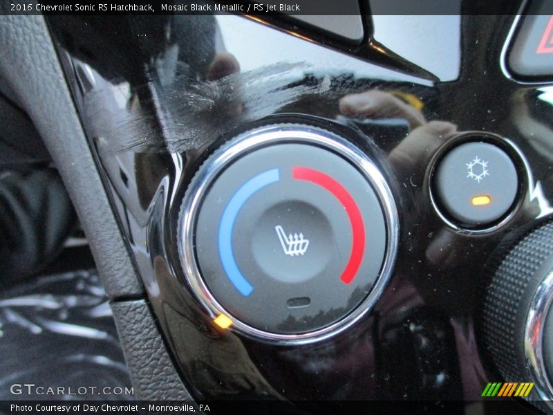 Mosaic Black Metallic / RS Jet Black 2016 Chevrolet Sonic RS Hatchback