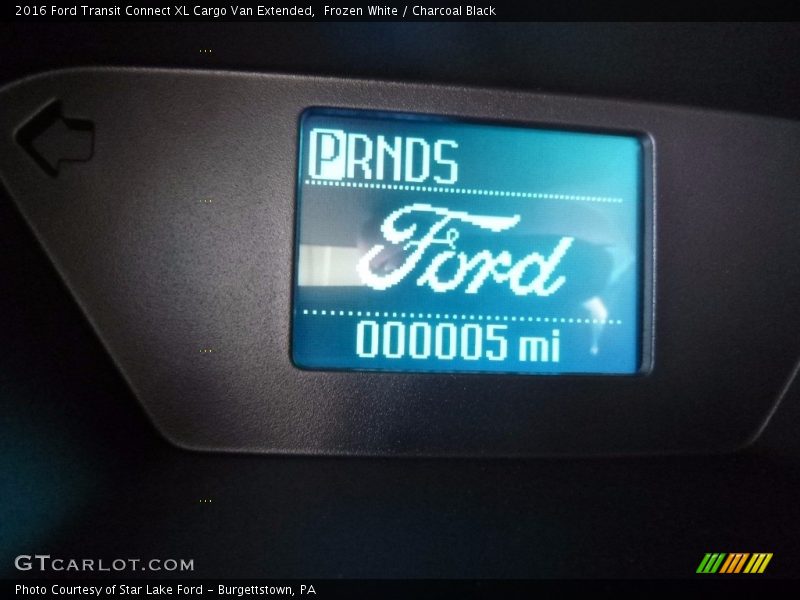 Frozen White / Charcoal Black 2016 Ford Transit Connect XL Cargo Van Extended