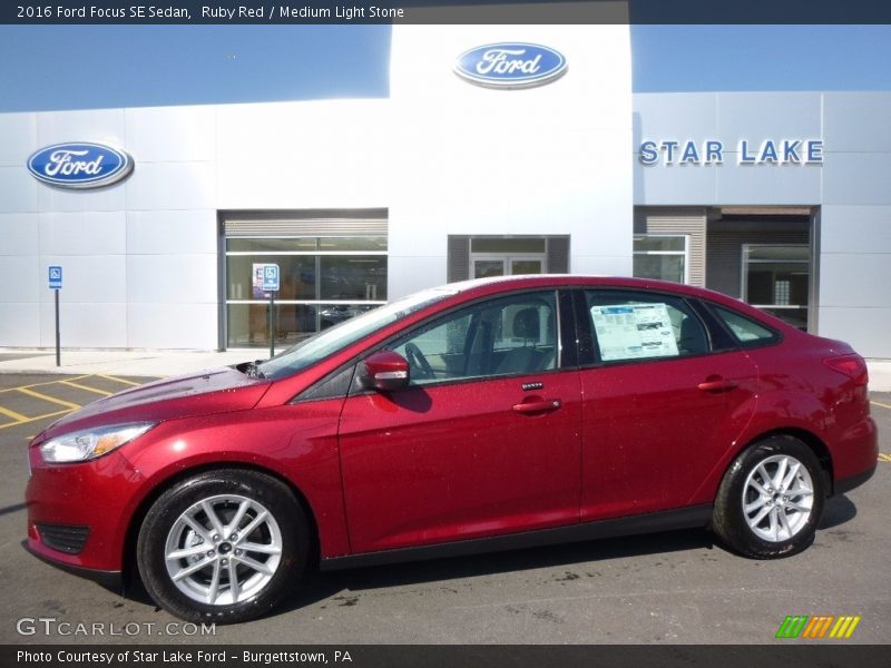 Ruby Red / Medium Light Stone 2016 Ford Focus SE Sedan
