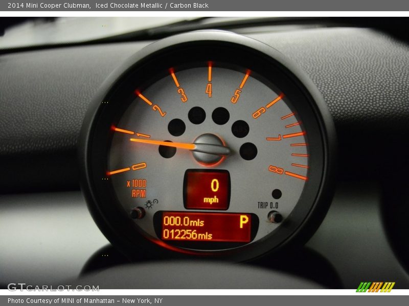 Iced Chocolate Metallic / Carbon Black 2014 Mini Cooper Clubman
