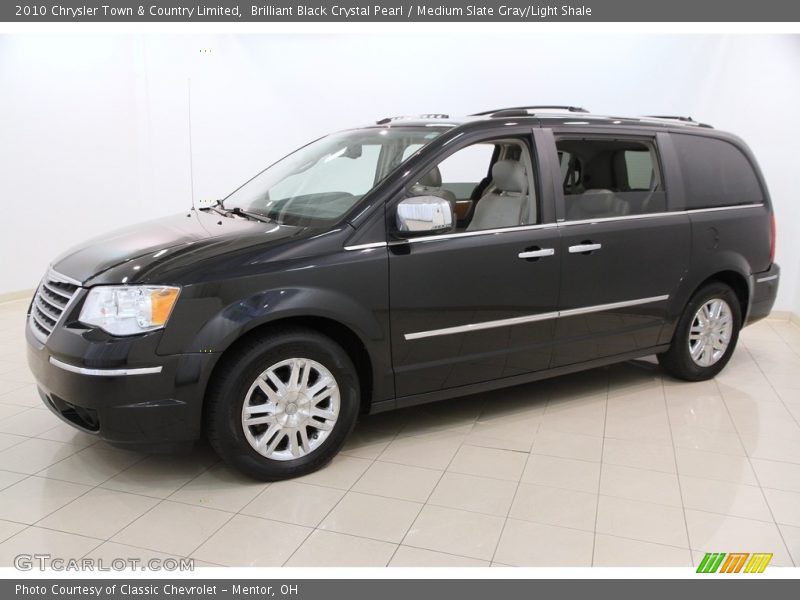 Brilliant Black Crystal Pearl / Medium Slate Gray/Light Shale 2010 Chrysler Town & Country Limited