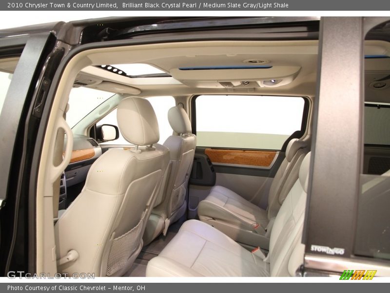 Brilliant Black Crystal Pearl / Medium Slate Gray/Light Shale 2010 Chrysler Town & Country Limited