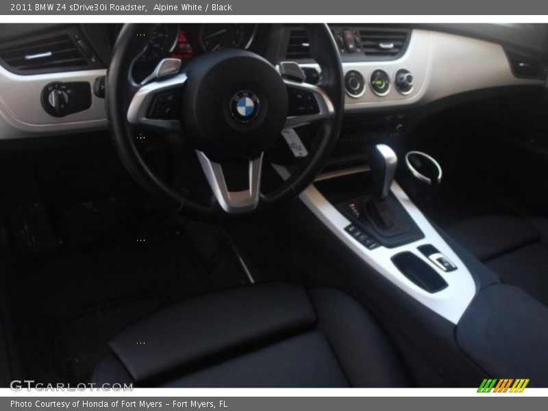 Alpine White / Black 2011 BMW Z4 sDrive30i Roadster