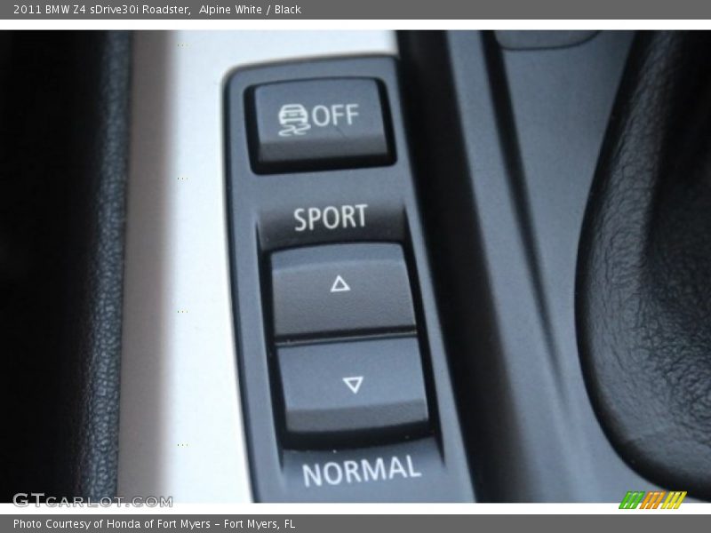 Alpine White / Black 2011 BMW Z4 sDrive30i Roadster