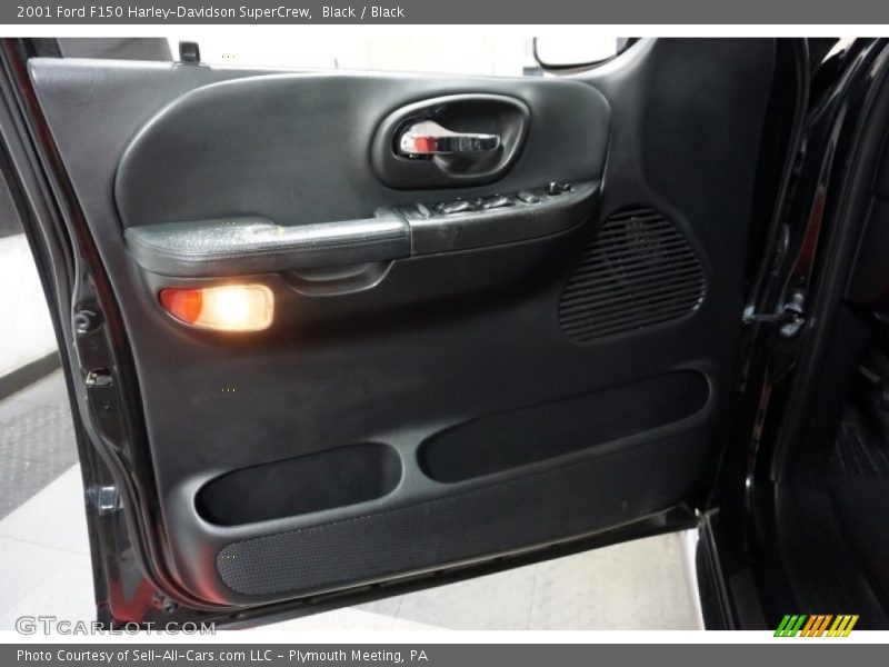 Black / Black 2001 Ford F150 Harley-Davidson SuperCrew