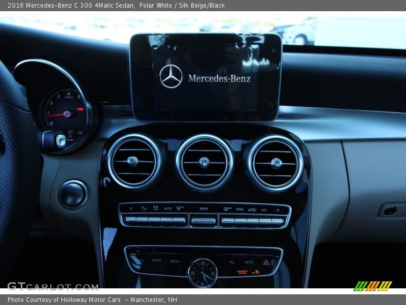 Polar White / Silk Beige/Black 2016 Mercedes-Benz C 300 4Matic Sedan
