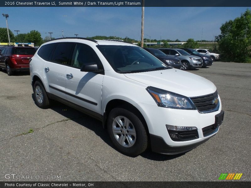 Summit White / Dark Titanium/Light Titanium 2016 Chevrolet Traverse LS