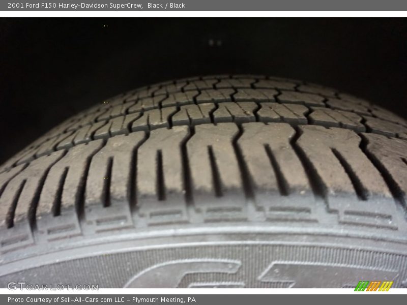 Black / Black 2001 Ford F150 Harley-Davidson SuperCrew