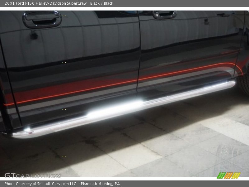 Black / Black 2001 Ford F150 Harley-Davidson SuperCrew