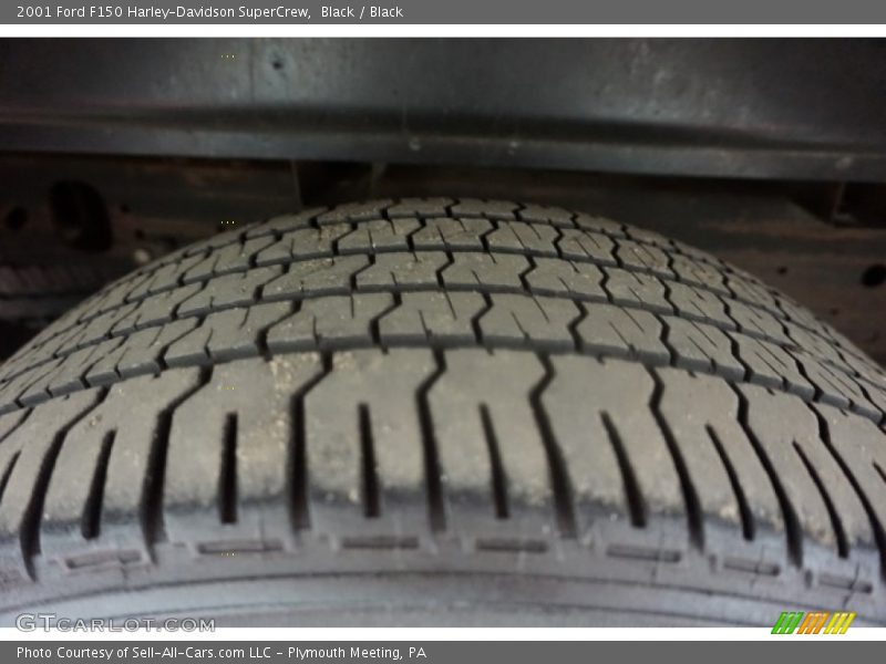Black / Black 2001 Ford F150 Harley-Davidson SuperCrew