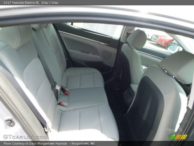Gray / Gray 2017 Hyundai Elantra SE