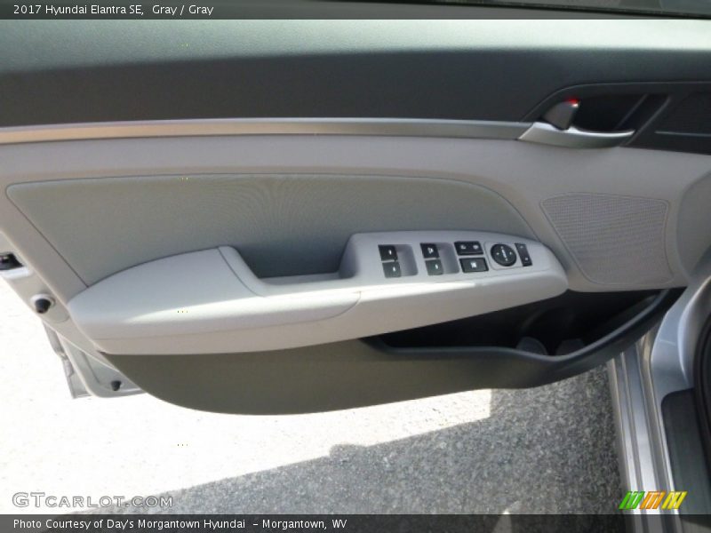 Gray / Gray 2017 Hyundai Elantra SE