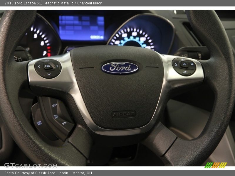 Magnetic Metallic / Charcoal Black 2015 Ford Escape SE