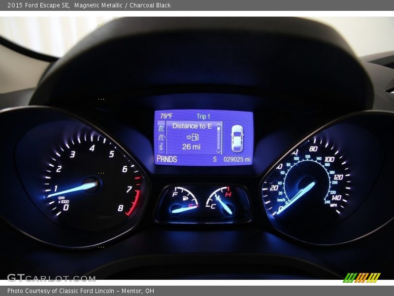Magnetic Metallic / Charcoal Black 2015 Ford Escape SE