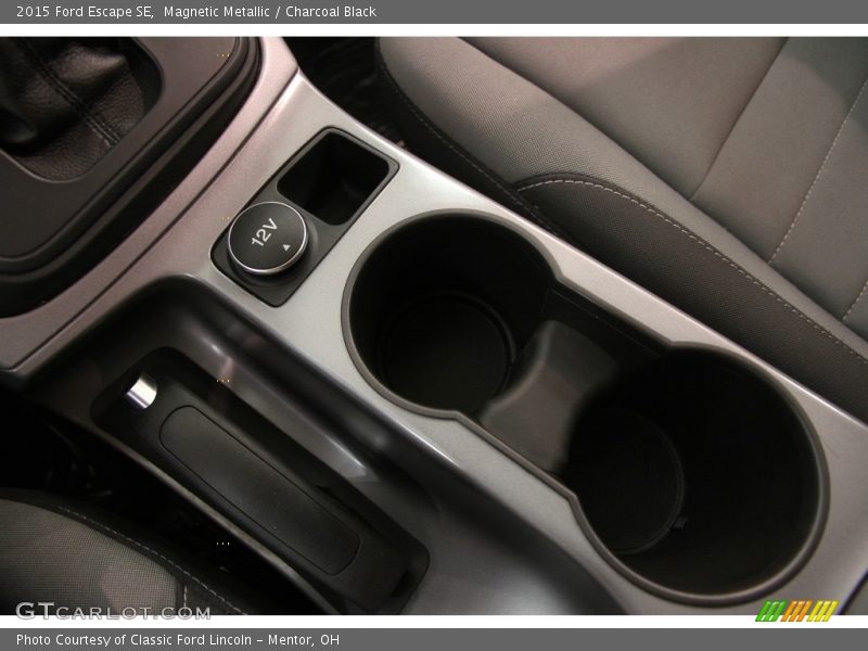 Magnetic Metallic / Charcoal Black 2015 Ford Escape SE