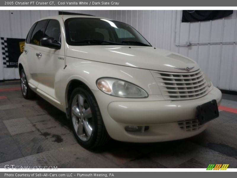 Cool Vanilla White / Dark Slate Gray 2005 Chrysler PT Cruiser GT