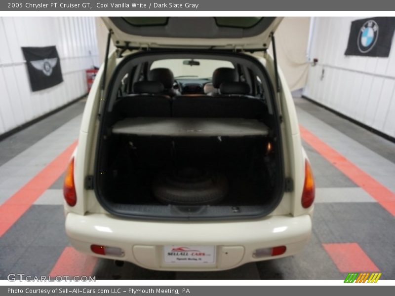 Cool Vanilla White / Dark Slate Gray 2005 Chrysler PT Cruiser GT