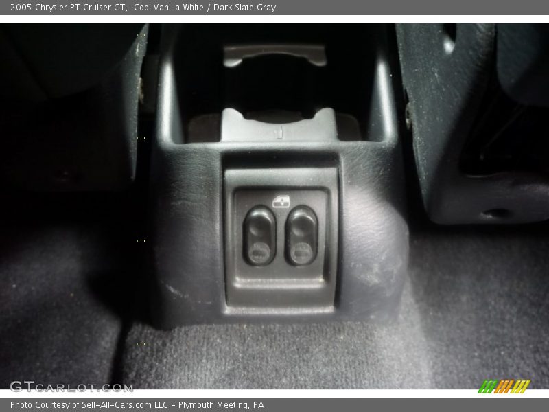 Cool Vanilla White / Dark Slate Gray 2005 Chrysler PT Cruiser GT