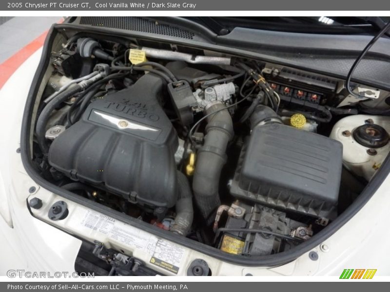 Cool Vanilla White / Dark Slate Gray 2005 Chrysler PT Cruiser GT