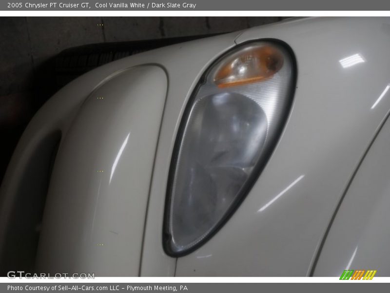 Cool Vanilla White / Dark Slate Gray 2005 Chrysler PT Cruiser GT