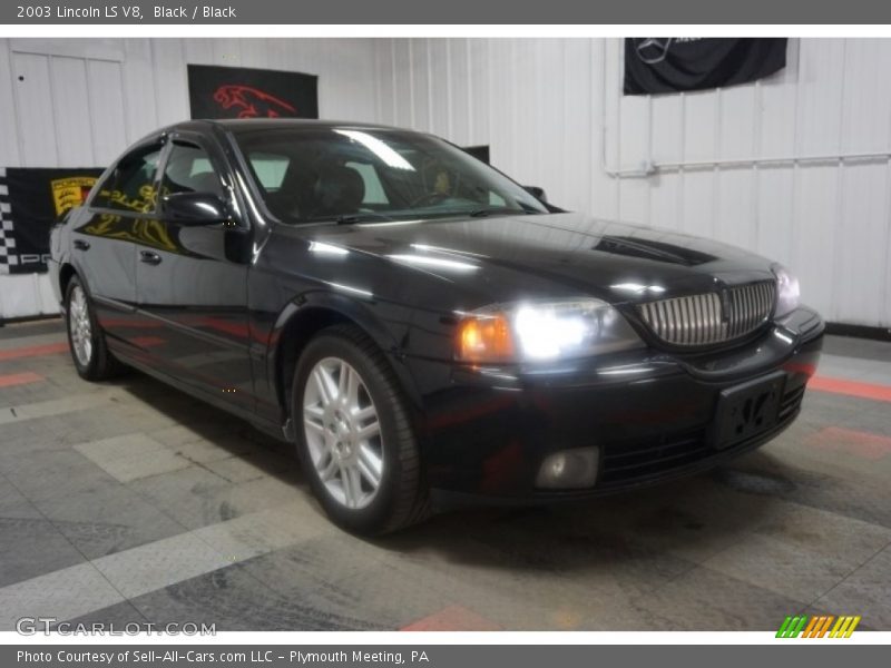 Black / Black 2003 Lincoln LS V8