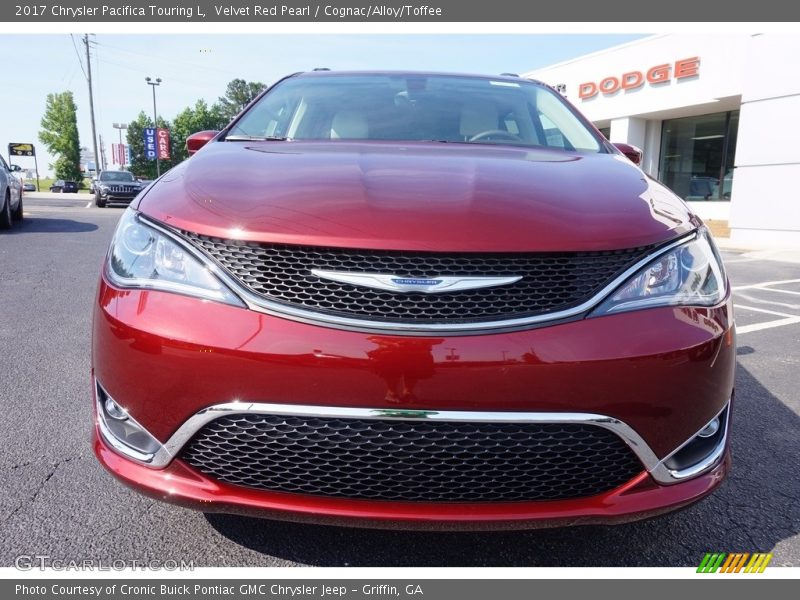 Velvet Red Pearl / Cognac/Alloy/Toffee 2017 Chrysler Pacifica Touring L