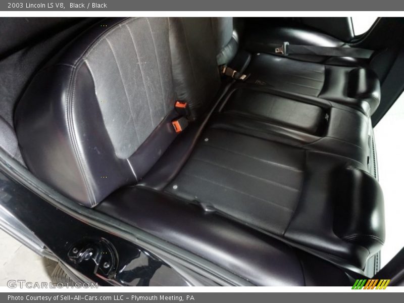 Black / Black 2003 Lincoln LS V8