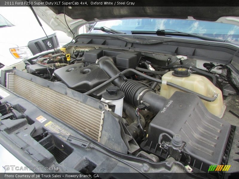 Oxford White / Steel Gray 2011 Ford F250 Super Duty XLT SuperCab 4x4