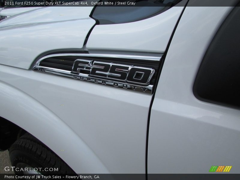 Oxford White / Steel Gray 2011 Ford F250 Super Duty XLT SuperCab 4x4