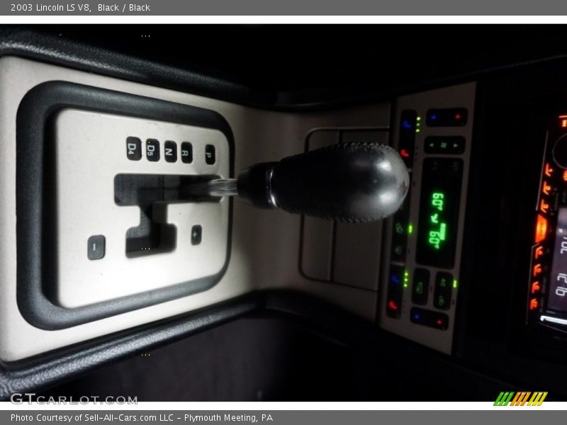 Black / Black 2003 Lincoln LS V8