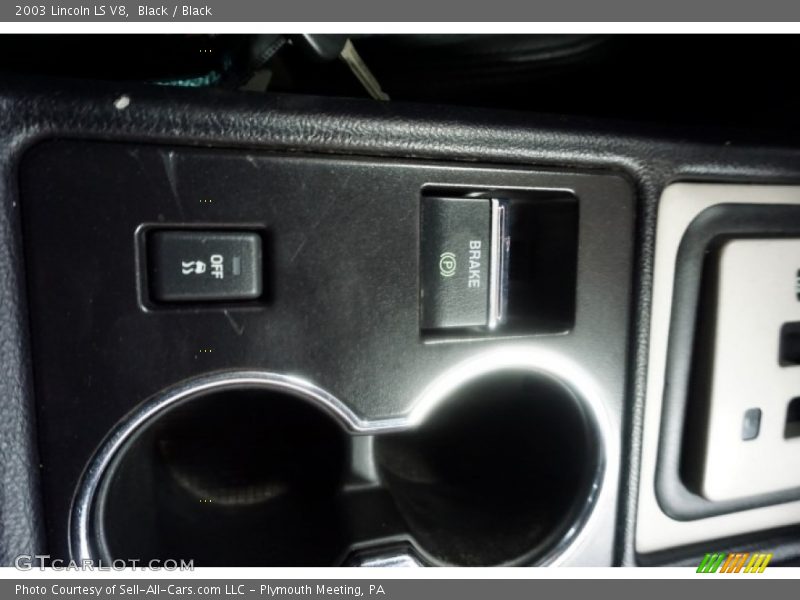 Black / Black 2003 Lincoln LS V8
