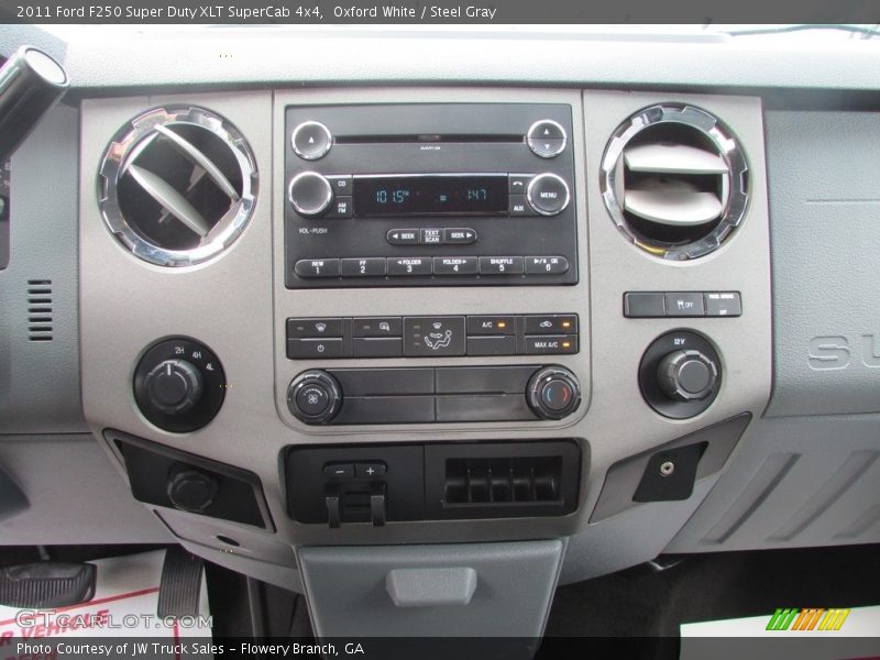 Oxford White / Steel Gray 2011 Ford F250 Super Duty XLT SuperCab 4x4