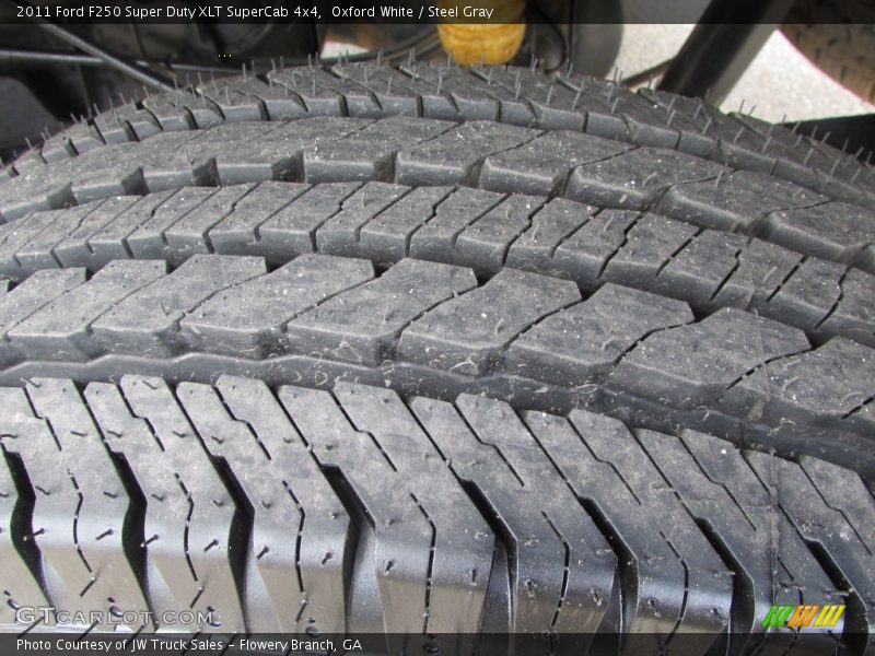 Oxford White / Steel Gray 2011 Ford F250 Super Duty XLT SuperCab 4x4