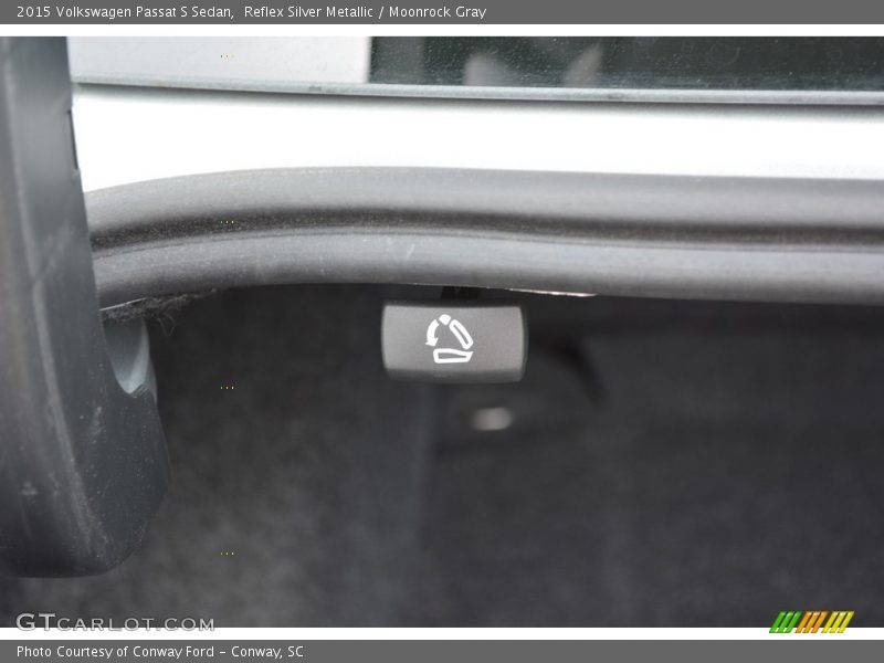 Reflex Silver Metallic / Moonrock Gray 2015 Volkswagen Passat S Sedan