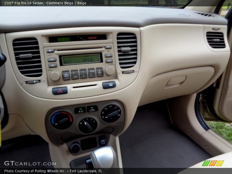 Cashmere Beige / Beige 2007 Kia Rio LX Sedan
