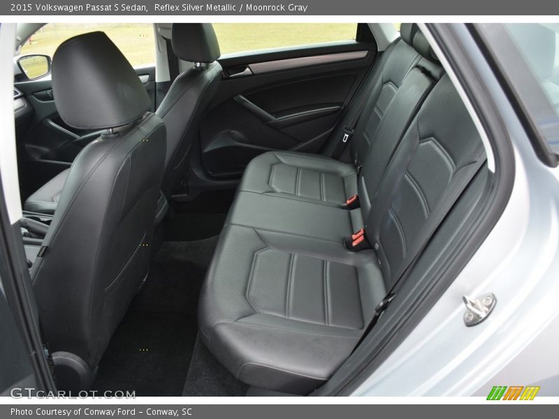 Reflex Silver Metallic / Moonrock Gray 2015 Volkswagen Passat S Sedan