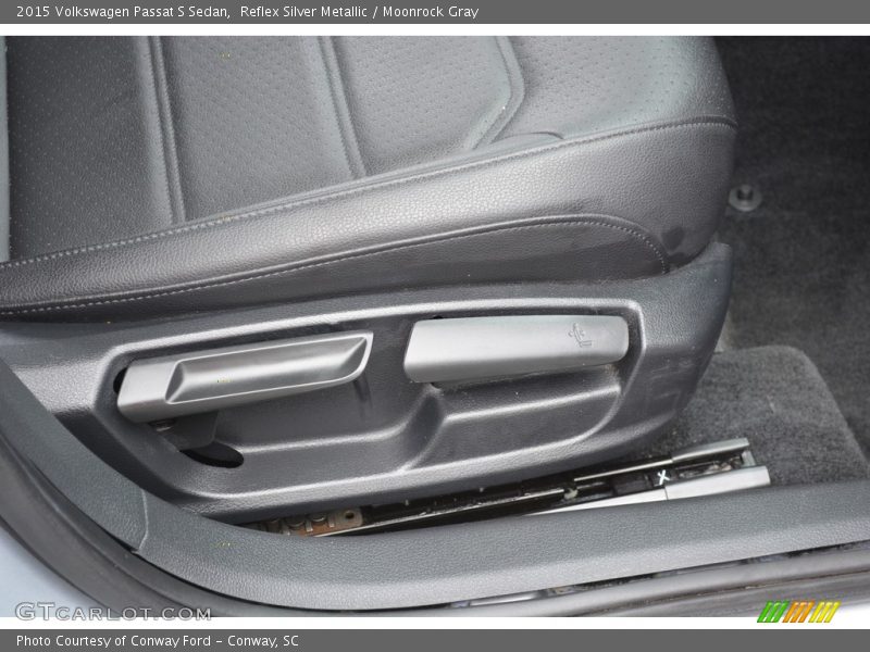 Reflex Silver Metallic / Moonrock Gray 2015 Volkswagen Passat S Sedan