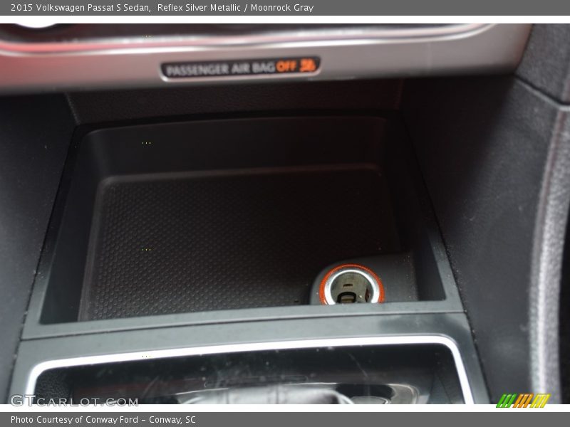 Reflex Silver Metallic / Moonrock Gray 2015 Volkswagen Passat S Sedan