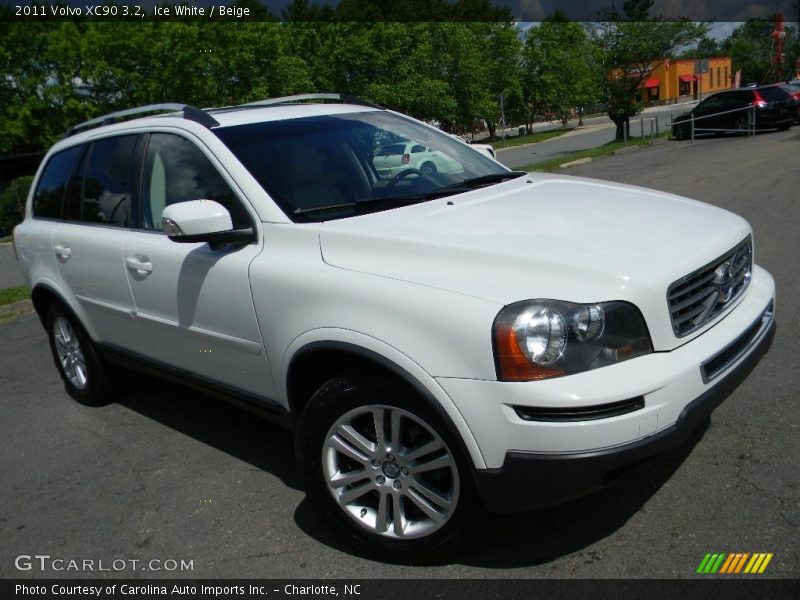Ice White / Beige 2011 Volvo XC90 3.2