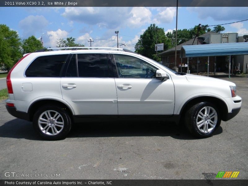Ice White / Beige 2011 Volvo XC90 3.2
