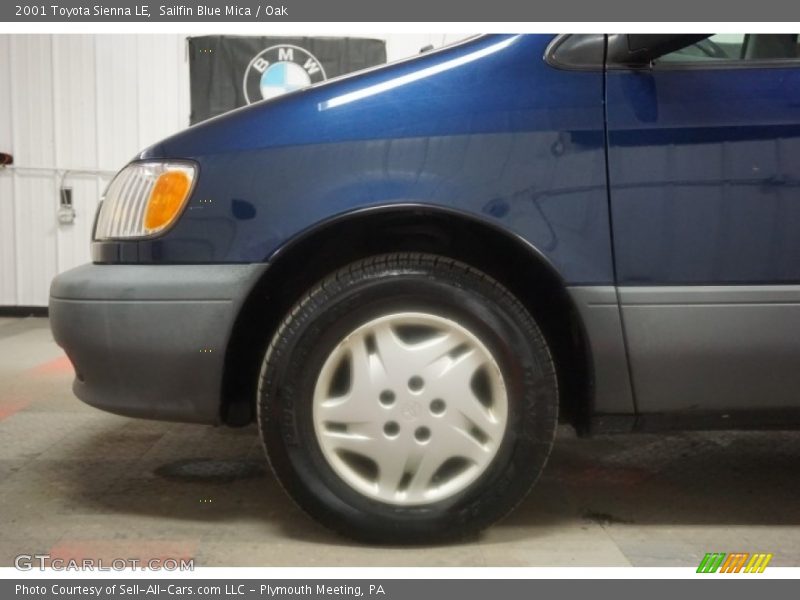 Sailfin Blue Mica / Oak 2001 Toyota Sienna LE