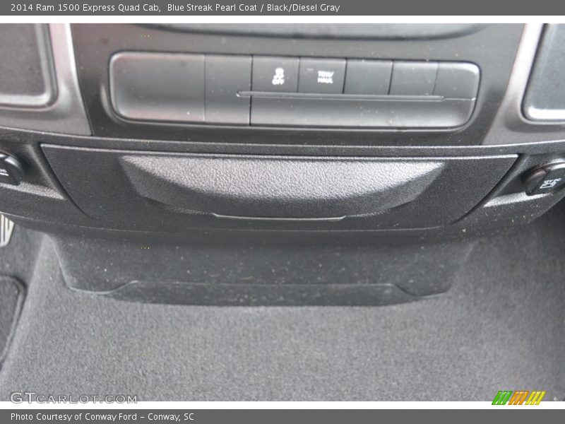 Blue Streak Pearl Coat / Black/Diesel Gray 2014 Ram 1500 Express Quad Cab