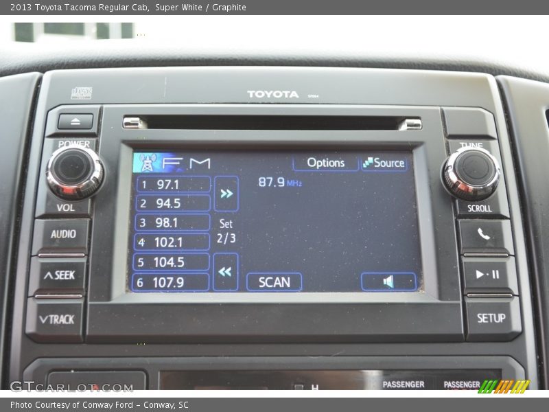 Super White / Graphite 2013 Toyota Tacoma Regular Cab