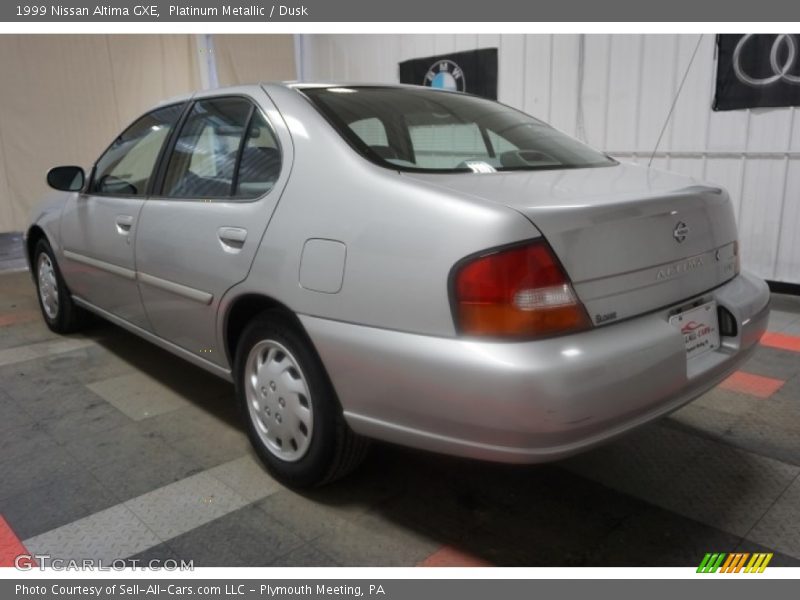 Platinum Metallic / Dusk 1999 Nissan Altima GXE